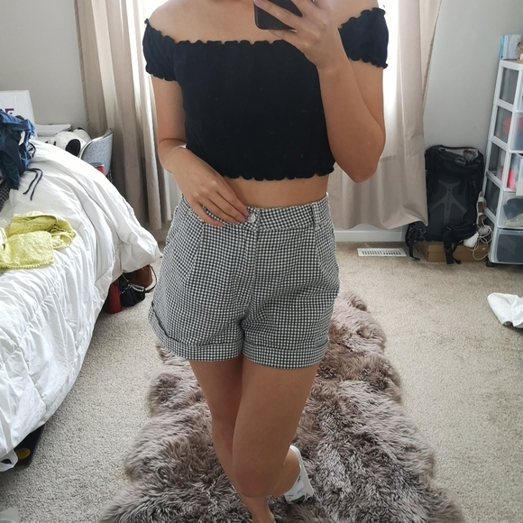 Zara high  waisted checkered shorts - Picture 6 of 7